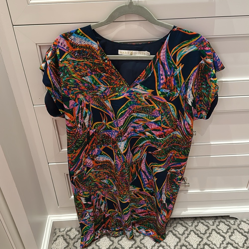 Marie Oliver Women's Small Dress 100% Silk Shift Navy Blue Colorful Print V Neck